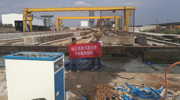 西安各標段采用公路養護蒸汽發生器，下雪天也不怕耽誤工期啦！